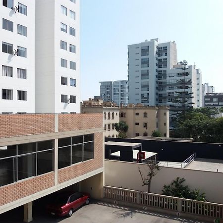 Departamento En San Isidro, Lima Exterior foto